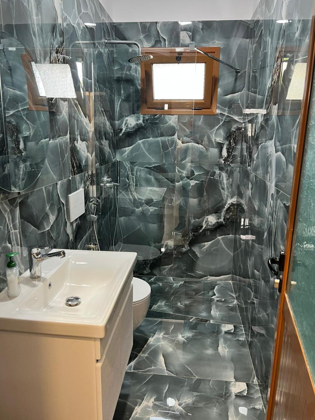 Guesthouse Wlora Zewnętrze zdjęcie