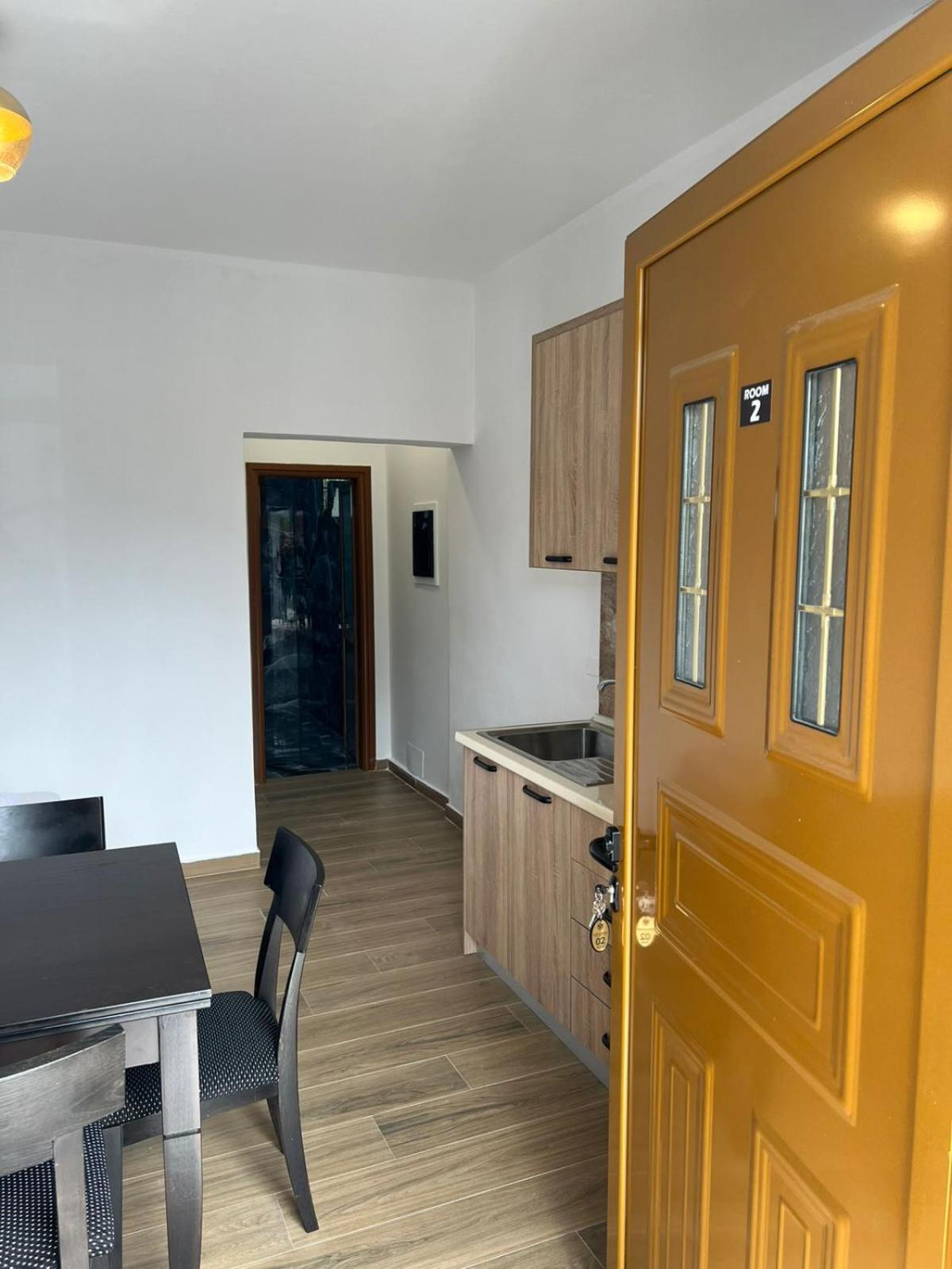 Guesthouse Wlora Zewnętrze zdjęcie