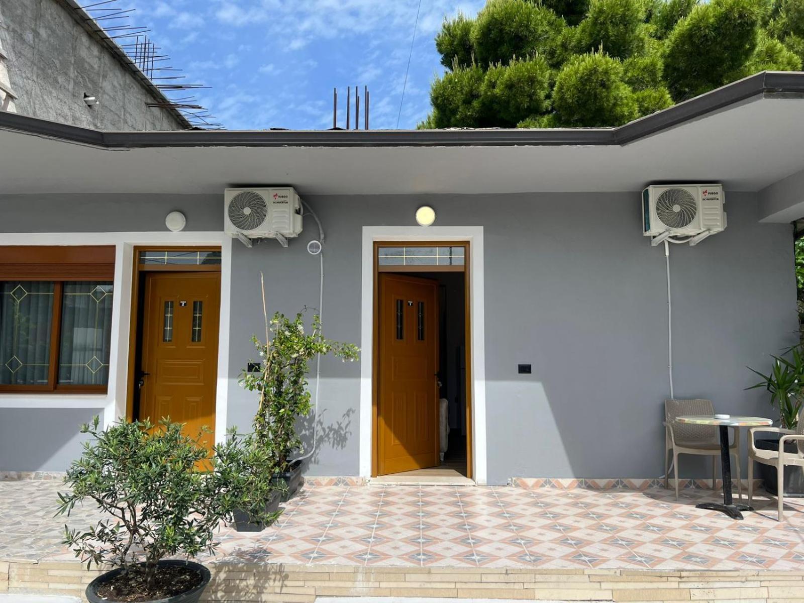 Guesthouse Wlora Zewnętrze zdjęcie